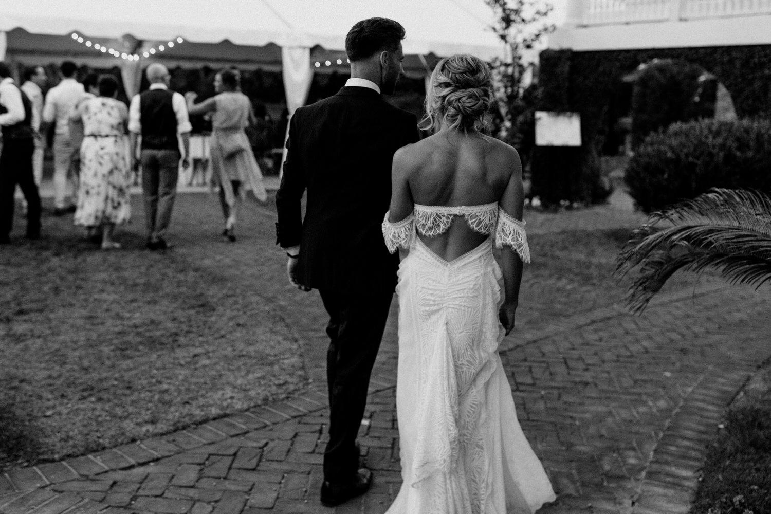 couple getting married in Georgia at a wedding venue