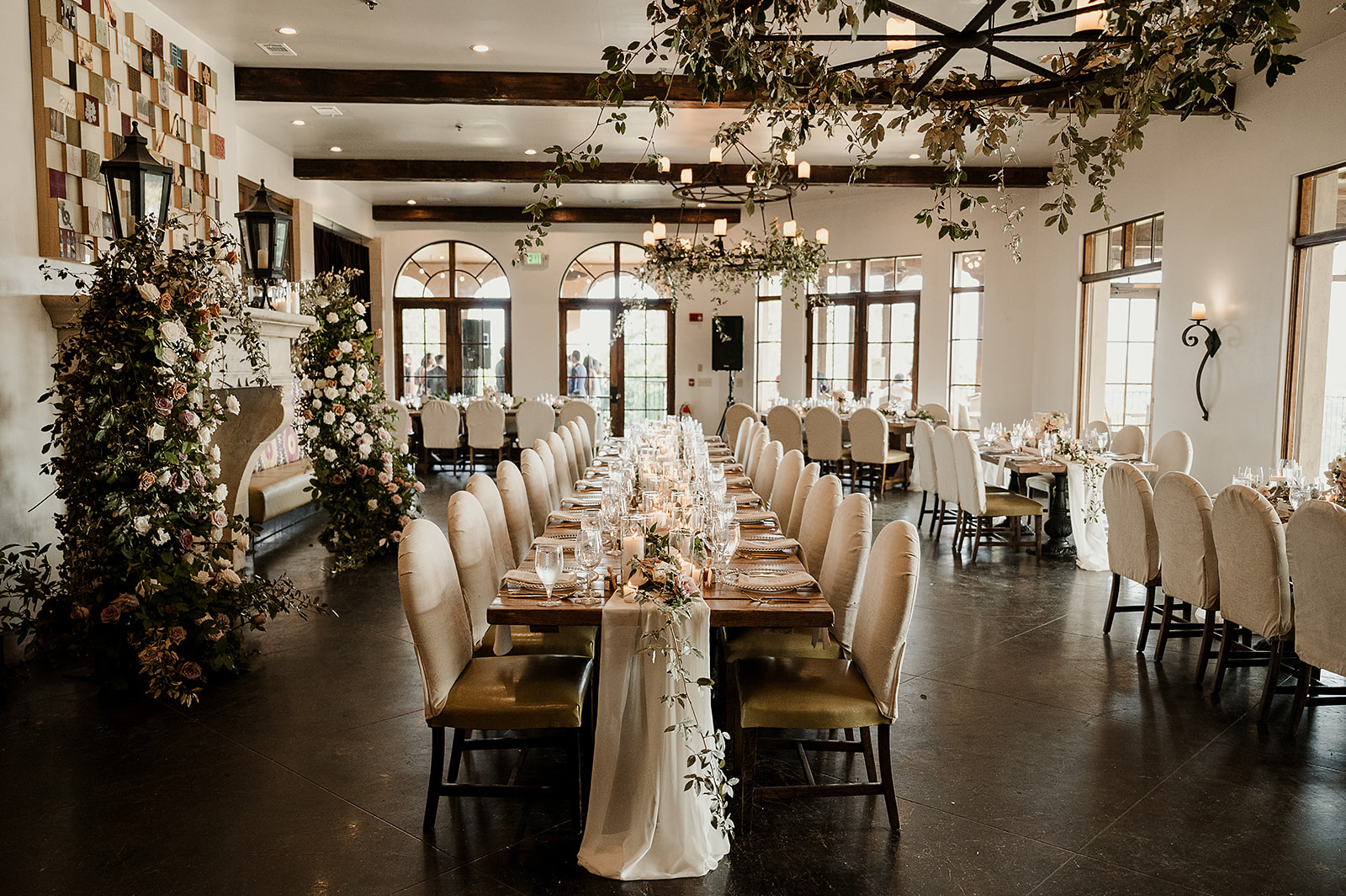Montaluce winery wedding reception at Le Vigne Room